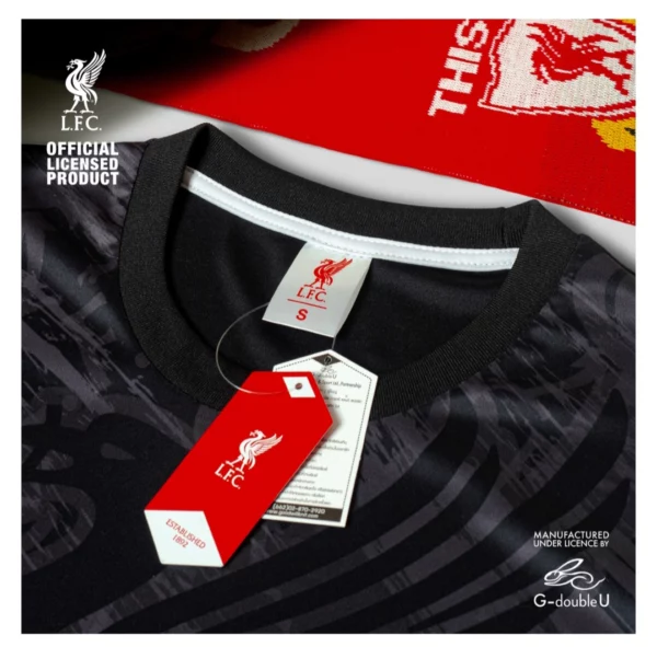 เสื้อคอกลม ลิเวอร์พูล ลิขสิทธิ์แท้ รุ่น LFC-HG026BK - Image 4